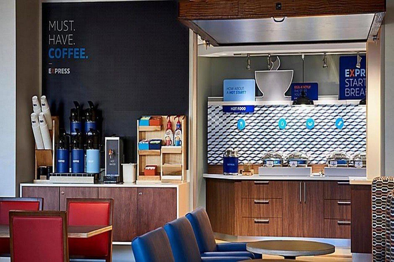 Holiday Inn Express & Suites Palm Desert - Millennium By Ihg 외부 사진