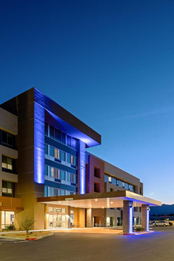 Holiday Inn Express & Suites Palm Desert - Millennium By Ihg 외부 사진